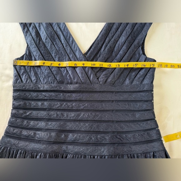 ADRIANNA PAPELL Deep navy imprint sheer stripe double V Midi Dress size 12 - Picture 7 of 14